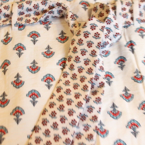 Belted Patterned Summer Skirt by AnnTaylor - Picture 4 of 16